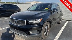 2019 Volvo XC40 T5 Momentum