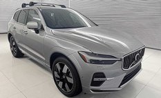 2023 Volvo XC60 Recharge T8 Ultimate Bright Theme