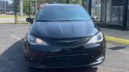 2020 Chrysler Pacifica Touring L Plus