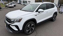 2024 Volkswagen Taos SE 4Motion