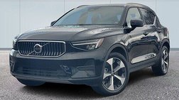 2025 Volvo XC40 B5 Core Bright Theme