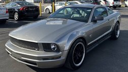 2009 Ford Mustang V6 Coupe RWD
