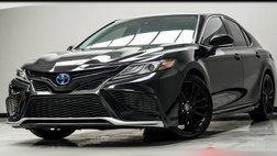 2022 Toyota Camry Hybrid XSE