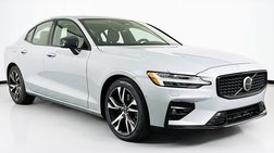 2025 Volvo S60 B5 Plus