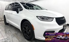 2024 Chrysler Pacifica Hybrid S Appearance
