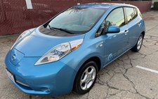2011 Nissan LEAF SV