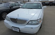 2006 Lincoln Town Car Signature Limited