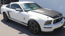 2005 Ford Mustang GT Deluxe