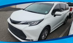 2022 Toyota Sienna XLE 7-Passenger
