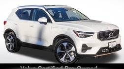 2025 Volvo XC40 B5 Core Bright Theme