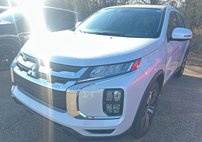 2026 Mitsubishi Outlander Sport SE