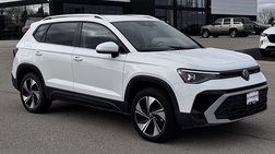 2025 Volkswagen Taos SE 4Motion