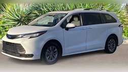 2023 Toyota Sienna LE 8-Passenger