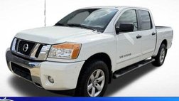 2014 Nissan Titan SV