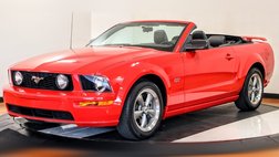 2005 Ford Mustang GT Deluxe