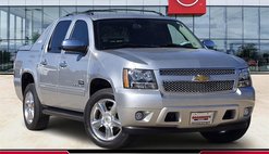 2013 Chevrolet Avalanche LS Black Diamond