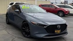 2021 Mazda MAZDA3 Premium