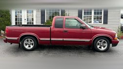 2002 Chevrolet S-10 LS