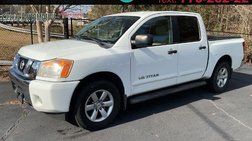 2014 Nissan Titan SV Crew Cab 2WD