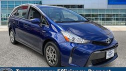 2017 Toyota Prius v Four