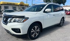 2017 Nissan Pathfinder SL