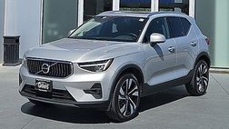 2025 Volvo XC40 B5 Plus Bright Theme