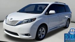 2017 Toyota Sienna LE