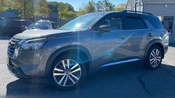 2022 Nissan Pathfinder Platinum