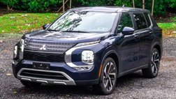 2022 Mitsubishi Outlander Black Edition