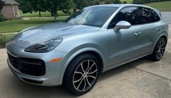 2023 Porsche Cayenne Turbo S E-Hybrid