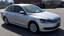 2014 Volkswagen Passat 1.8T Wolfsburg Edition
