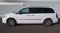 2013 Chrysler Town and Country Touring-L