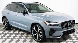 2022 Volvo XC60 B5 R-Design