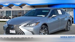 2022 Lexus ES 300h Base