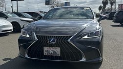 2022 Lexus ES 300h Base