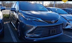 2025 Toyota Sienna Platinum 7-Passenger
