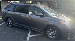 2018 Toyota Sienna XLE 8-Pass 3.5L 4dr