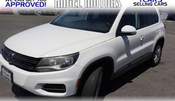 2014 Volkswagen Tiguan SE