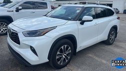 2022 Toyota Highlander Hybrid XLE