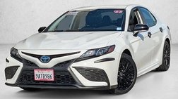 2022 Toyota Camry Hybrid SE Nightshade