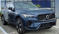 2024 Volvo XC60 Recharge T8 Ultimate Dark Theme
