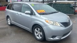 2011 Toyota Sienna LE