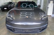 2018 Porsche Panamera 4