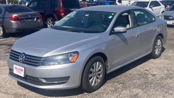 2014 Volkswagen Passat 1.8T Wolfsburg Edition