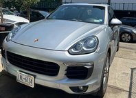 2017 Porsche Cayenne S