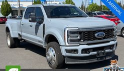 2026 Ford F-450 Super Duty Platinum