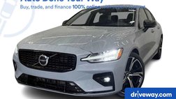 2024 Volvo S60 B5 Core Dark Theme