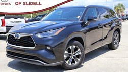 2022 Toyota Highlander Hybrid XLE
