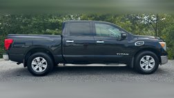 2017 Nissan Titan SV