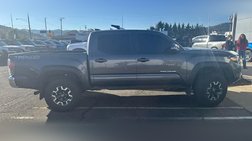 2022 Toyota Tacoma TRD Off-Road